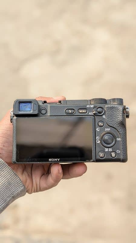 Sony a6400 camera Good Condition 4