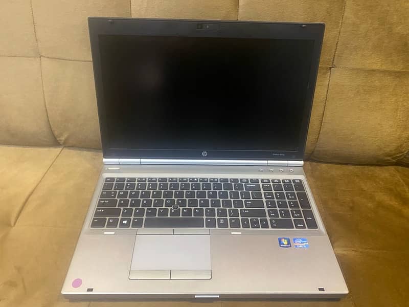 (5)-HP laptops elite book, each 22,000 6