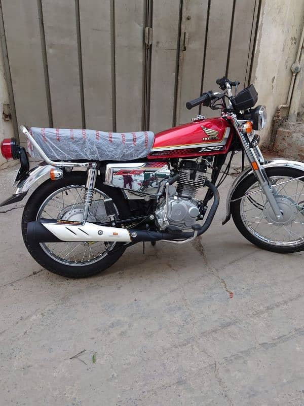 new bike ha bas thori dare Chali ha 5