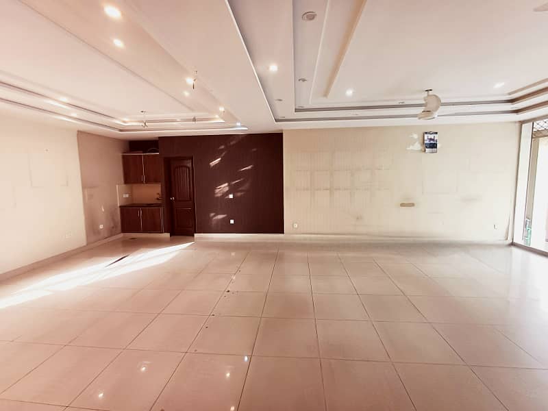 Prime location Ground Floor Hall available for Rent 2