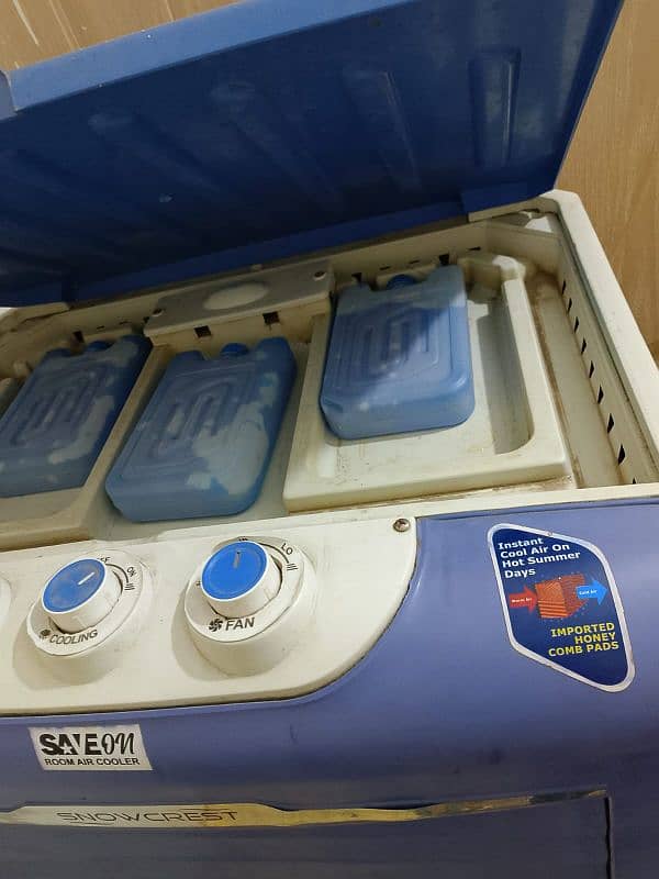 cooler with ice box for sale 3