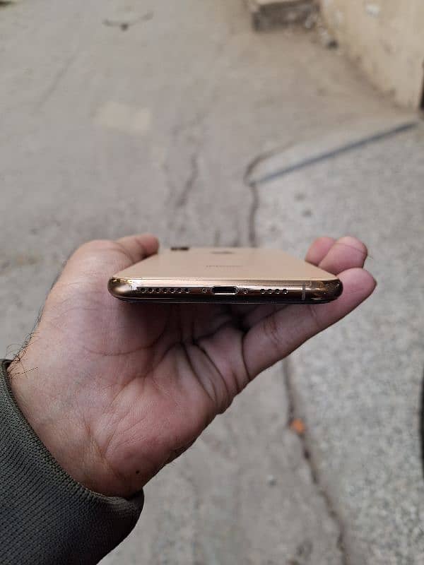 Iphone Xs Max 5