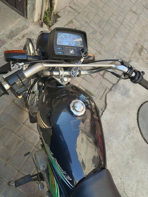 Honda CD 70 2013 03336378608 4