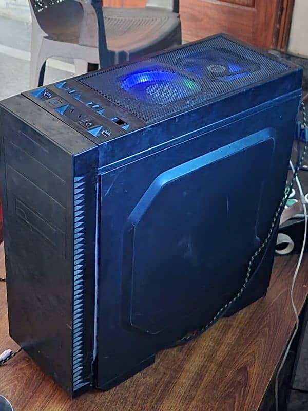 best gaming pc for all games i7 3377+rx 590+16gb ram 3