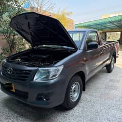 Toyota Hilux 4x2 Single Cab Standard 2014