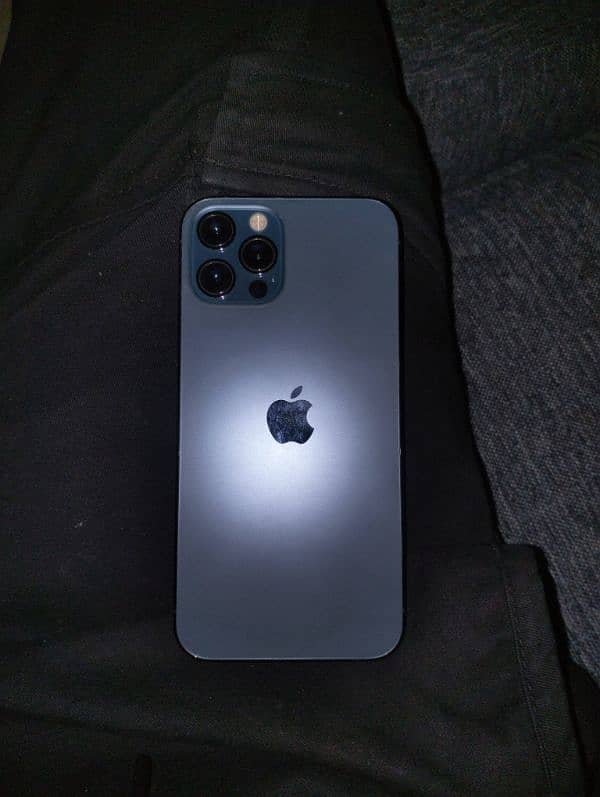 IPHONE 12 PRO 0