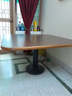 Dining Table 4 ft * 4 ft with wooden top and steel pedustal