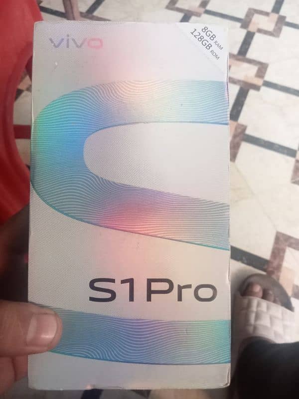 sell for s1 pro 8/128 10