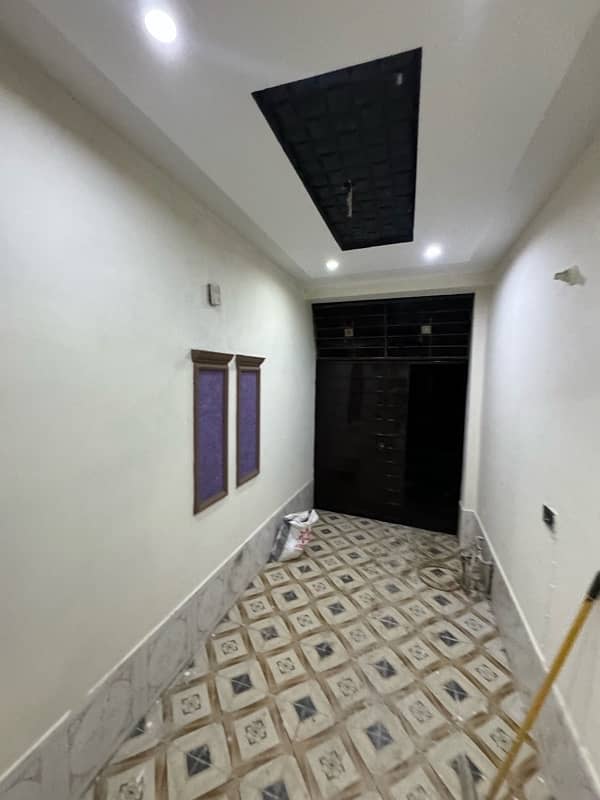 2.5 Marla Triiple story House for rent 4 Bed 4 washroom 0323.4432274 0