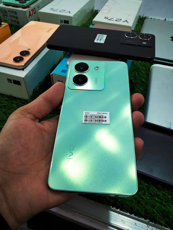 Vivo y27s 8/128 full box 10/10 2 color available green and brown 4