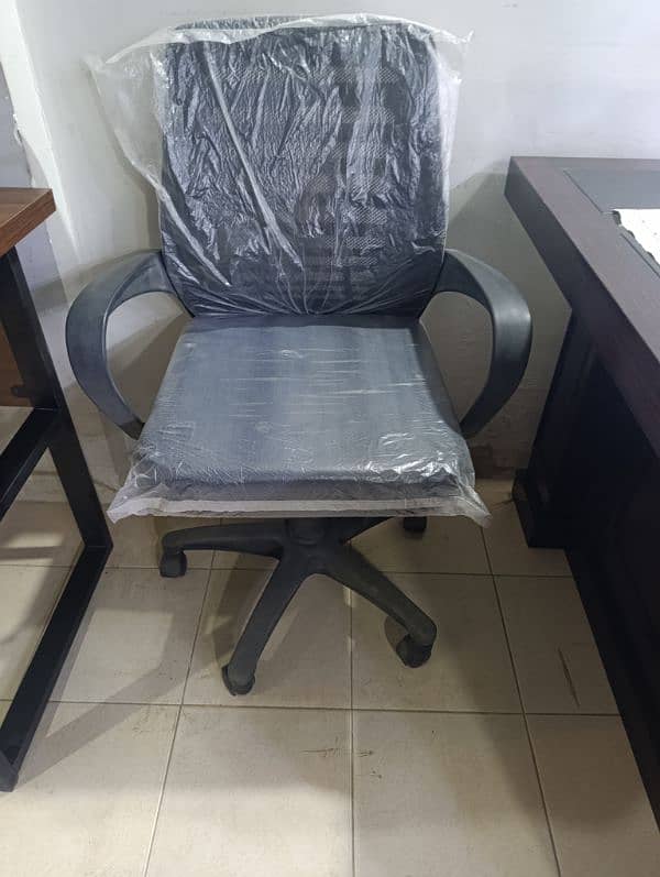 Executive chairs/gaming chair/visiting chair/revolver chair 4