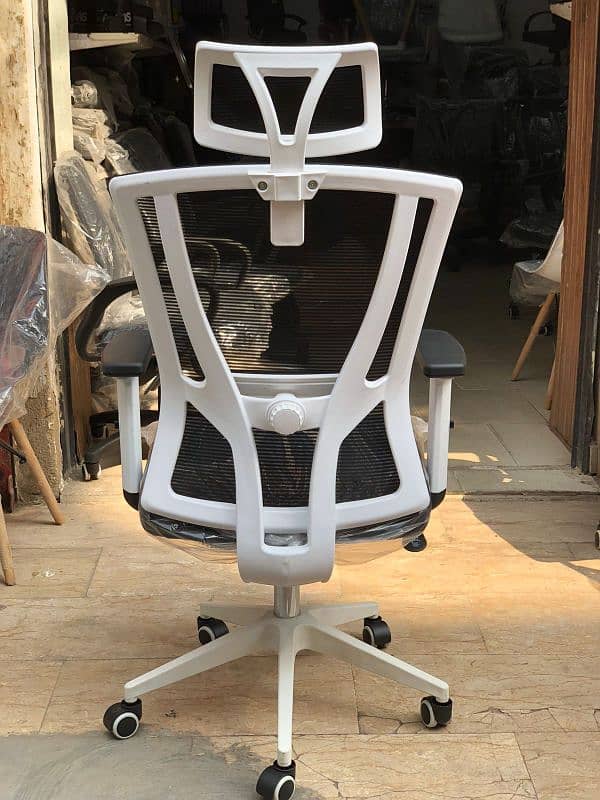 Executive chairs/gaming chair/visiting chair/revolver chair 6