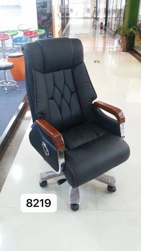 Executive chairs/gaming chair/visiting chair/revolver chair 17