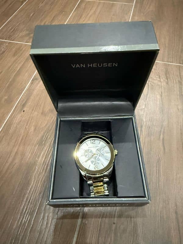 Van Heusen Watch 2