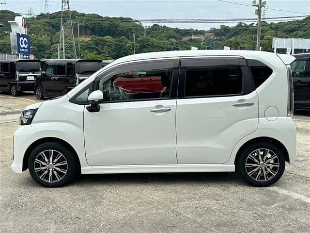 Daihatsu Move 2023 custom X top of the line 1