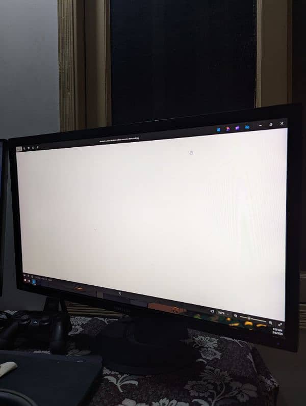 Samsung 27" LCD Model S27C650P 4