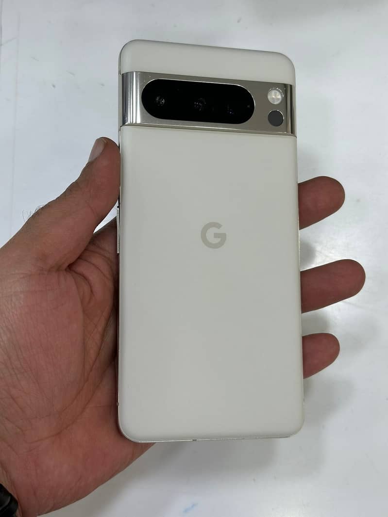 Google Pixel 8 Pro 0