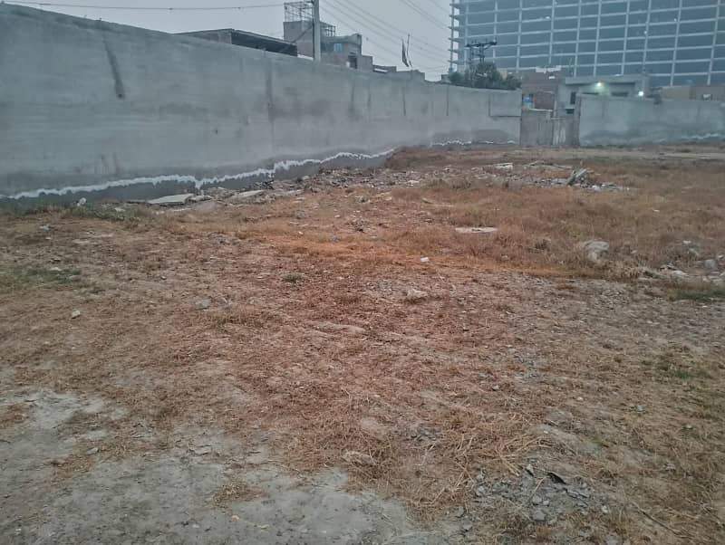 5 Marla plot for sale in Etihad Town 3