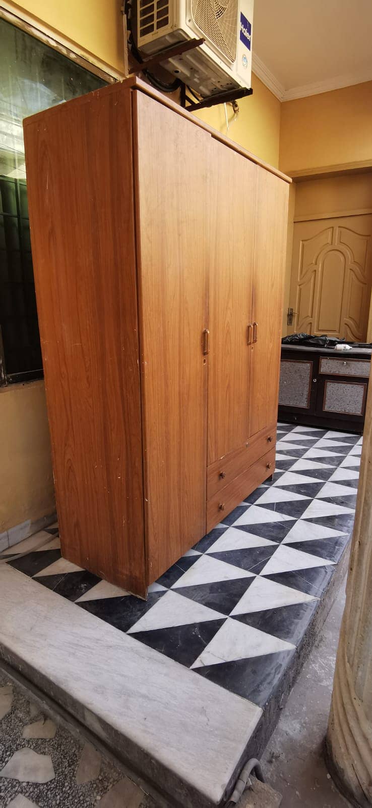 Wardrobes - Almari - Wooden Almari - Furniture - 2Door -  Almira 1