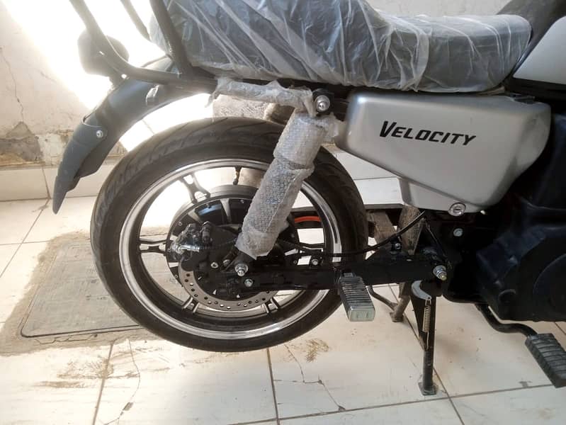 Urgent Sale  Vlektra Velocity 180 Electric Bike 2025 Un-Register 2