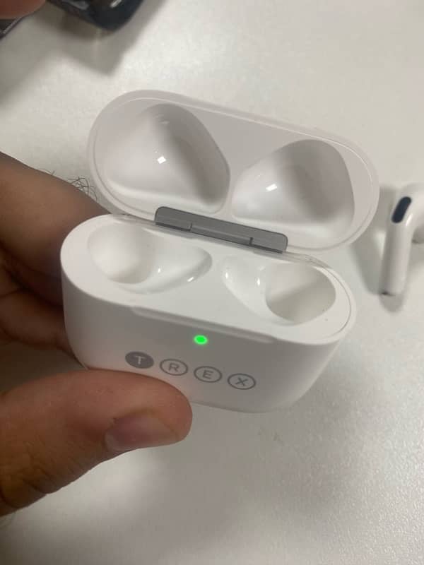 Airpods 4 3