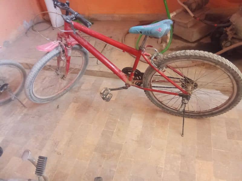 Old Cycle for sale in working condition. 9