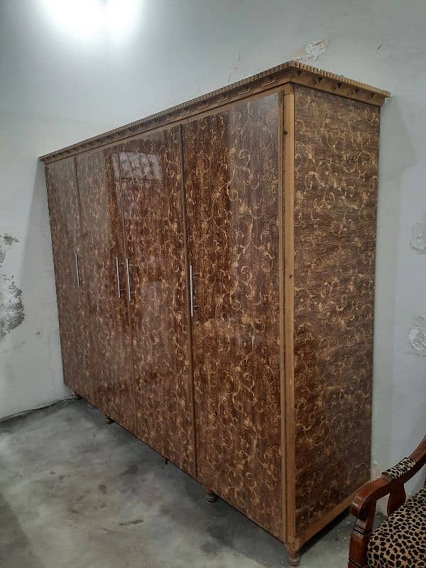 big size wooden cupboard 1