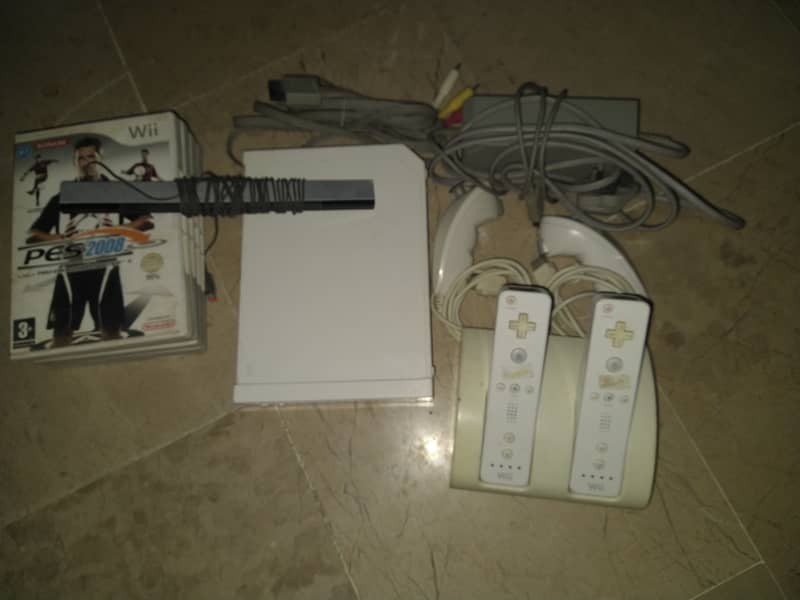 Nintendo Wii with complete accessories 1