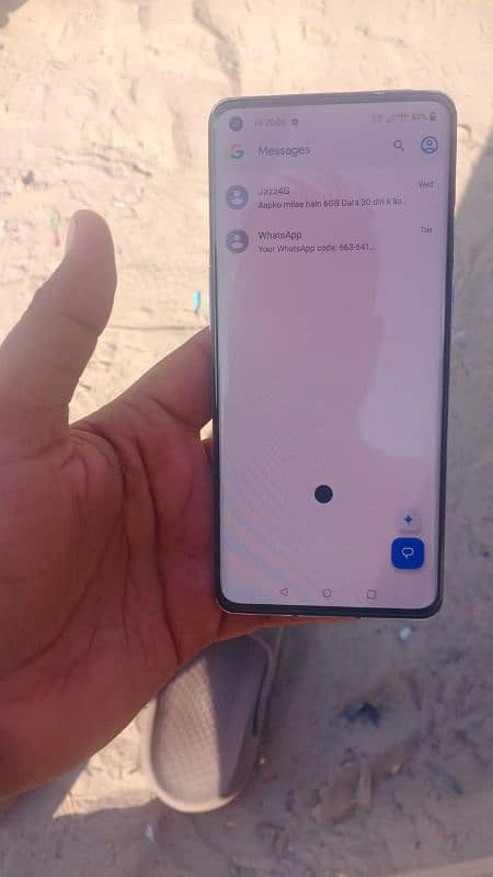 oneplus 8 5G 8/128 sacren me dot hay or koi masla nahe exchange posibl 1