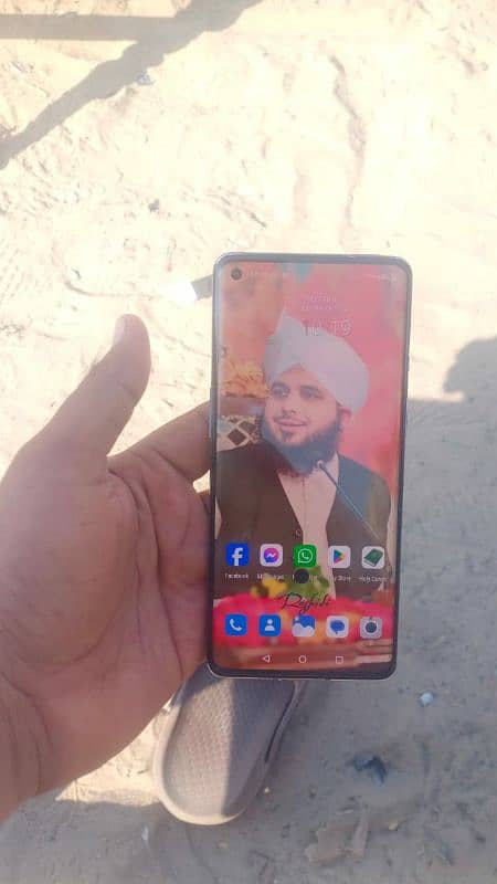 oneplus 8 5G 8/128 sacren me dot hay or koi masla nahe exchange posibl 3