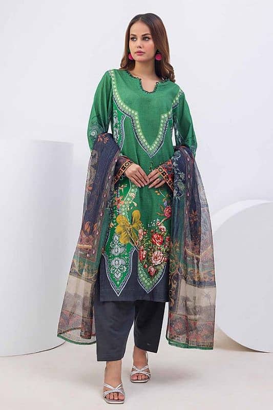 3 Piece Printed Khaddar Unstitched Suit with Net Dupatta. 0