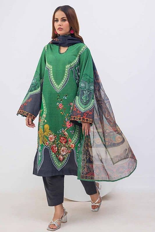 3 Piece Printed Khaddar Unstitched Suit with Net Dupatta. 4