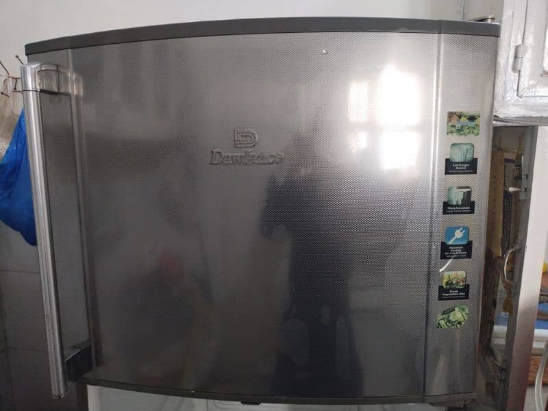 Dawlance Refrigerator Good condition 5