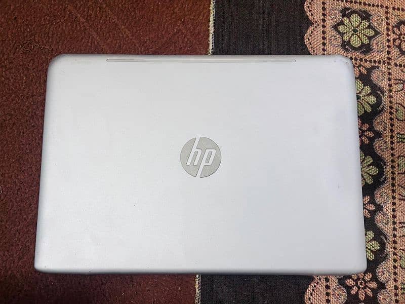 Hp core i5 6th generation slim laptop 2