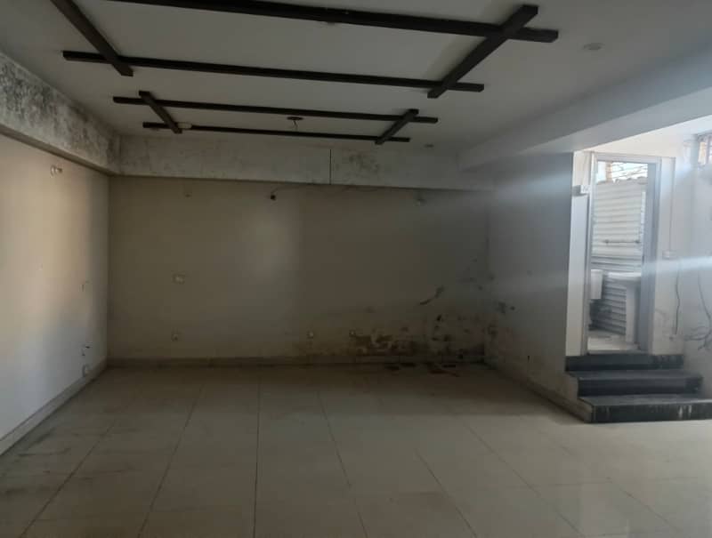 4 Marla Basment Office For Rent In DHA Phase 4,Block DD, Lahore. 2