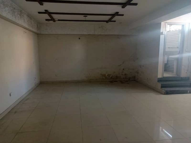 4 Marla Basment Office For Rent In DHA Phase 4,Block DD, Lahore. 4