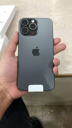 Apple iPhone 16 Pro Max