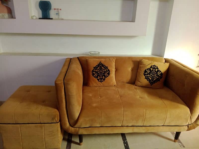 brand new 6 seater sofa 2+2+1+1 urgent sale 3