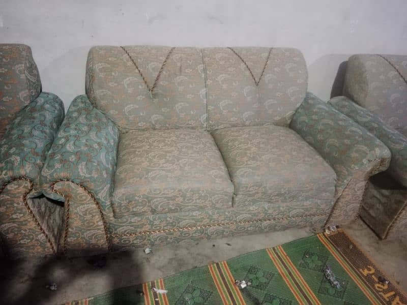 6 seater sofa. . . . 0313.4123635 0