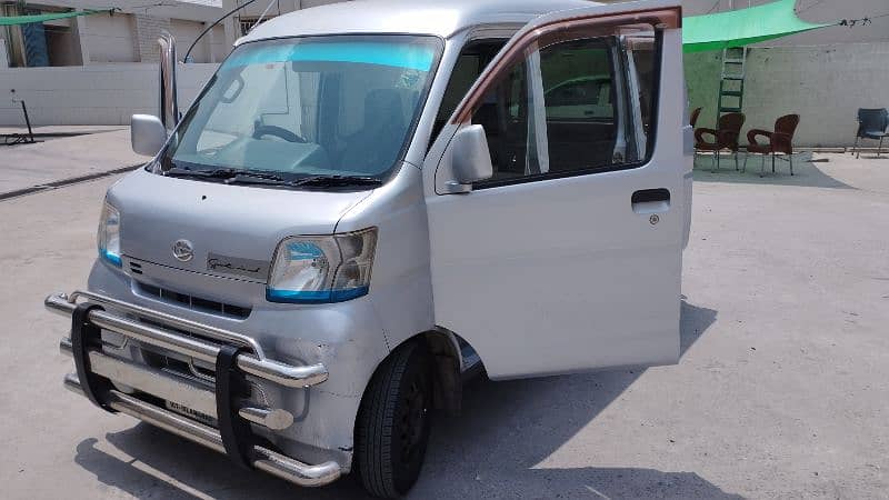 Daihatsu Hijet 2016 0