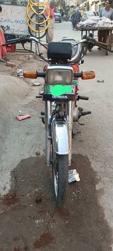 Honda CD70 0