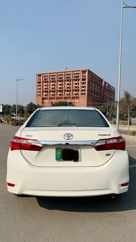 Toyota Corolla GLI 2016 4