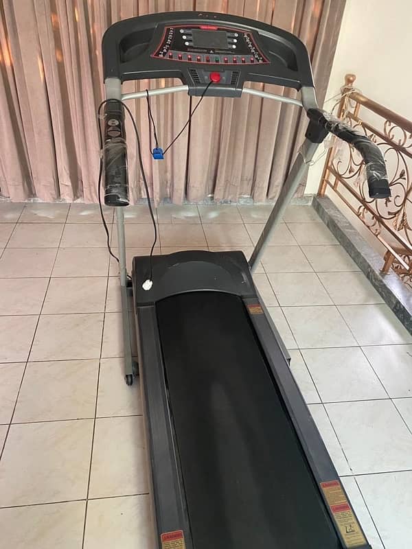 Apollo treadmill with incline 1