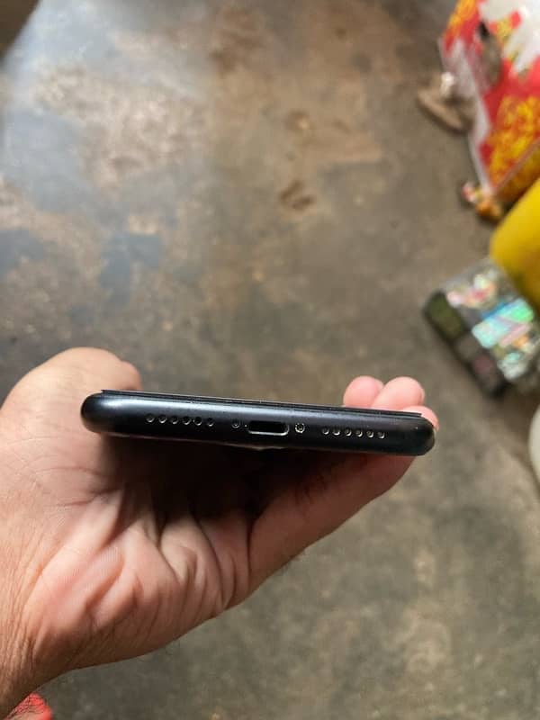 iPhone XR PTA approved dull sim 64 gb 3