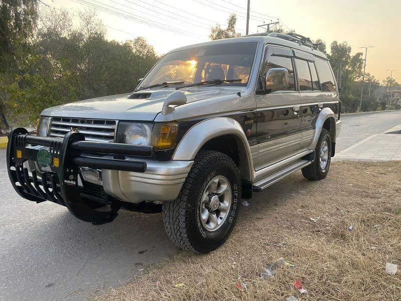 Mitsubishi Pajero Mini 1993 5