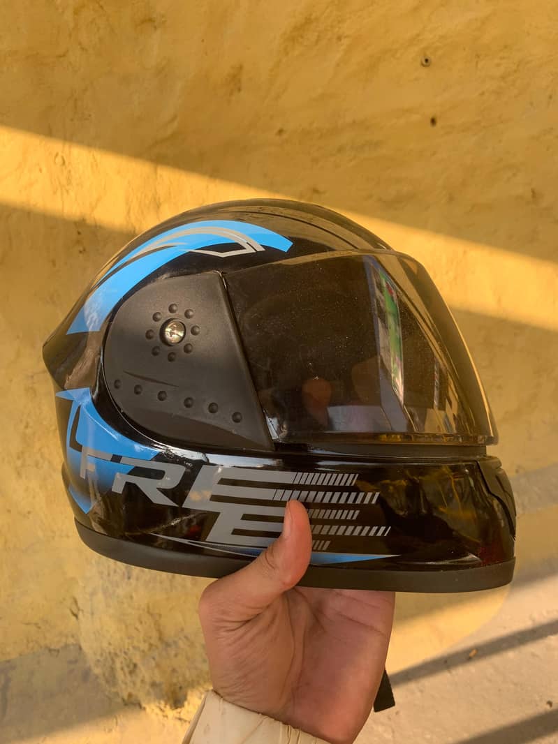 Vector Helmet For Sale 1