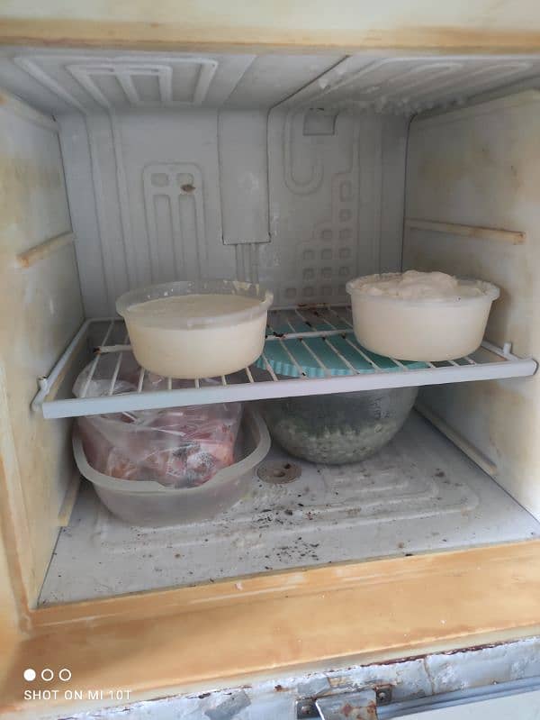 fridge for sell 3