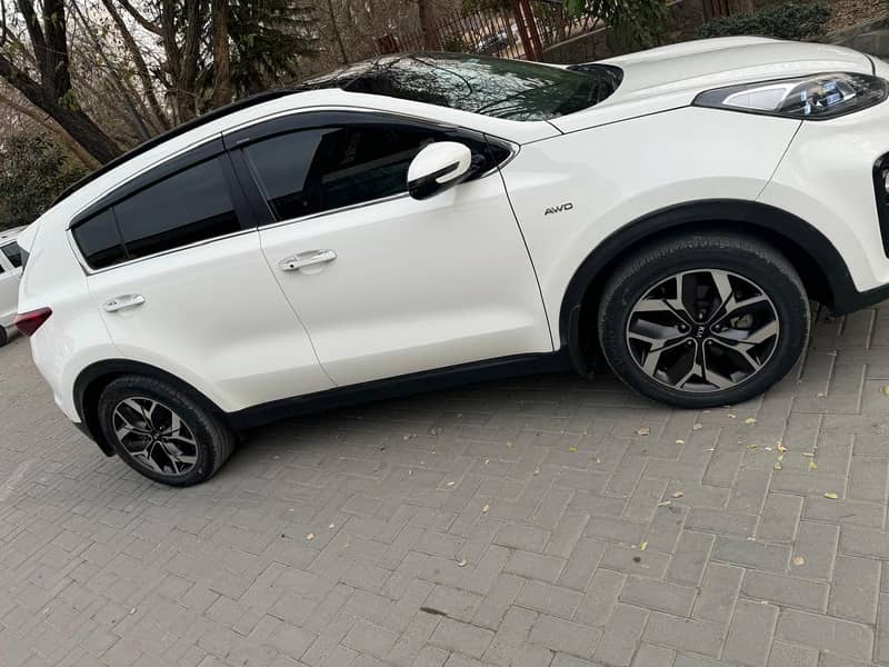 KIA Sportage 2022 1