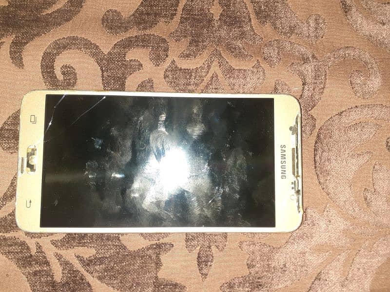 SAMSUNG J7  urgent sale 1