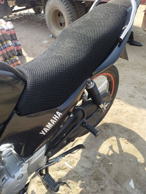 YAMAHA YBR125 2020 model 10/10 condition 17